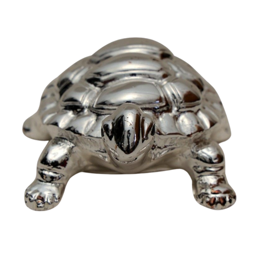 Grace & Elegance: Silver-Plated Tortoise for Luxurious Home
